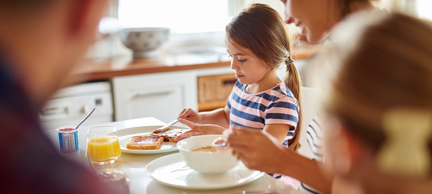 shutterstock_2148946571-aspect-ratio-1866-840