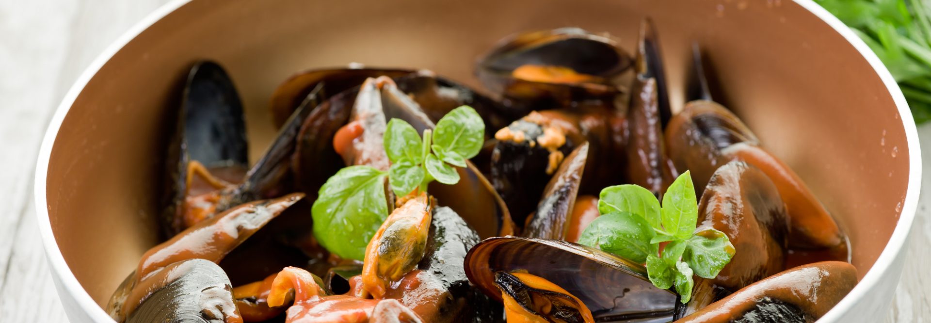 2-Mydia-me-ntomata-kai-tsili