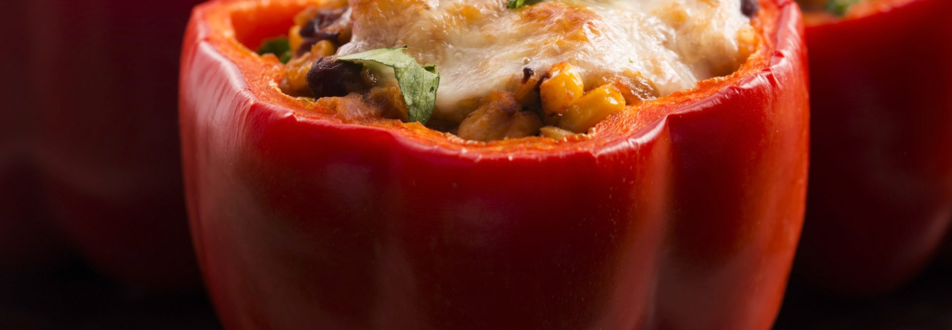 2-Piperies-gemistes-me-kotopoulo