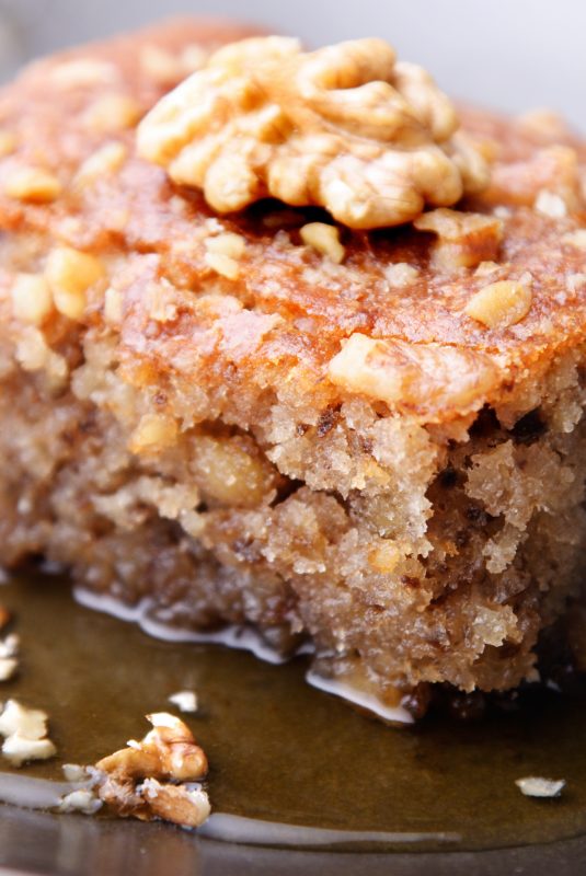 460Recipe66_karydopita-tis-giagias_2101200