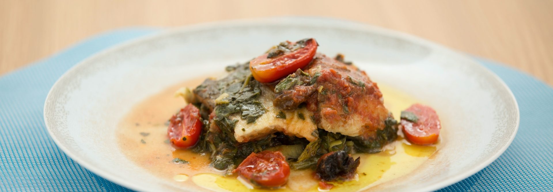 mpakaliaros-me-ntomatinia460