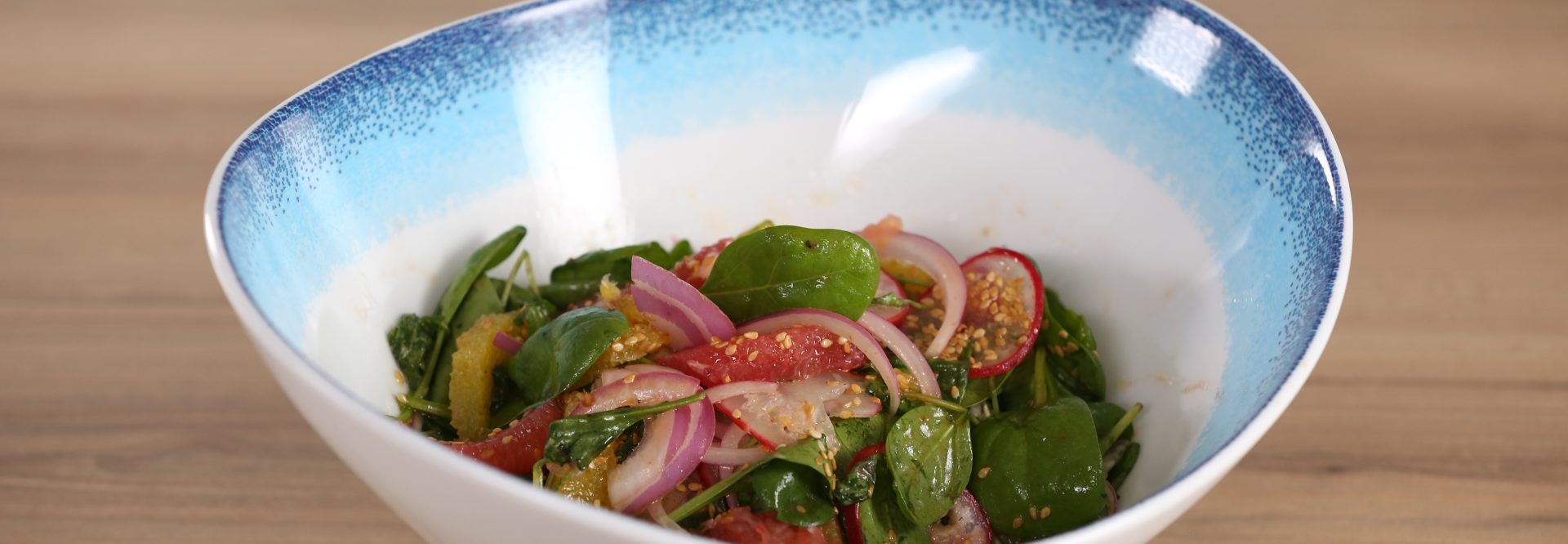 salata-spanaki-roka-esperidoeidi-spitiki-vinaigrette-460