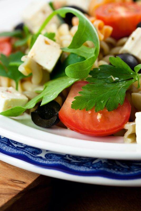 Κρύα-σαλάτα-ζυμαρικών_460