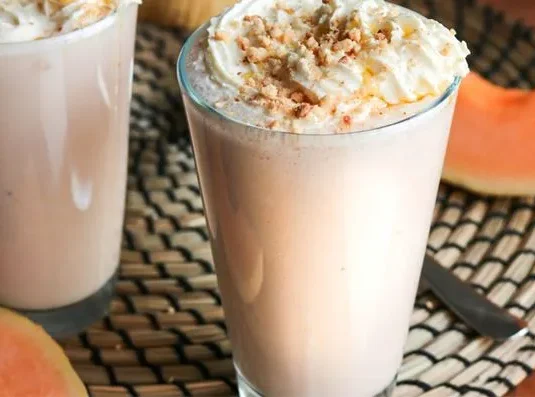 Milkshake με πεπόνι και ελαιόλαδο