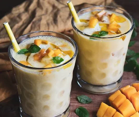 Smoothie με μάνγκο και ελαιόλαδο