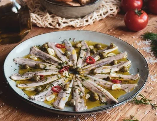 Γαύρος μαρινάτος