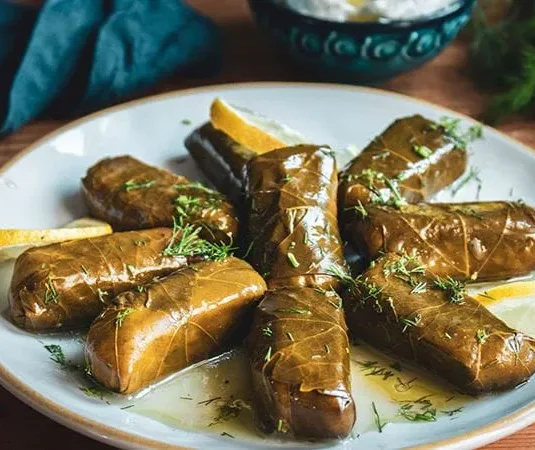 Ντολμαδάκια γιαλαντζί
